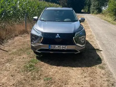 Gebraucht Mitsubishi Eclipse Cross Plus 188 PS (138 kW) 2022 Grau SUV