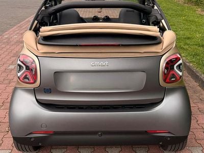 Gebraucht Smart ForTwo Electric Drive 60 kW (82 PS) 2021 Grau Cabrio