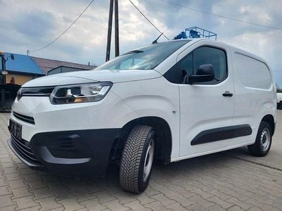 Second-hand Toyota Proace City City 102 CP (75 kW) 2022 Alb Monovolum