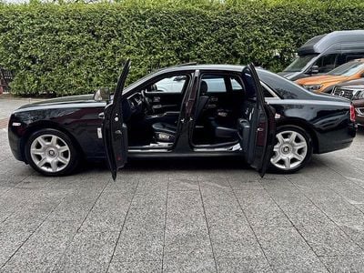 Schwarz Gebraucht 2014 Rolls Royce Ghost Limousine | 89.980 €