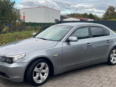 BMW 525