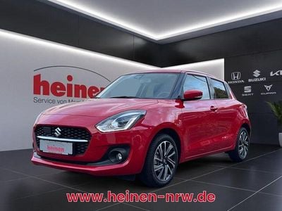 Rot Gebraucht 2023 Suzuki Swift Comfort+ Kleinwagen | 15.799 €
