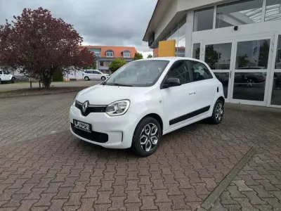 Gebraucht Renault Twingo Equilibre 65 PS (47 kW) 2023 Weiß Kleinwagen