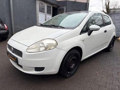 Usata Fiat Grande Punto Active 65 CV (47 kW) 2009 Bianco Utilitaria