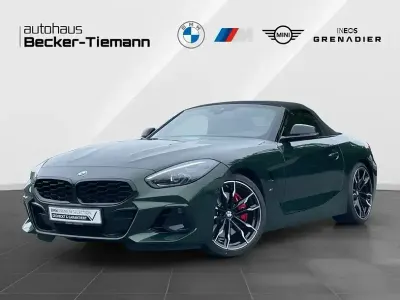 Gebraucht BMW Z4 Pure Impulse 340 PS (250 kW) 2025 Sanremo green Cabrio
