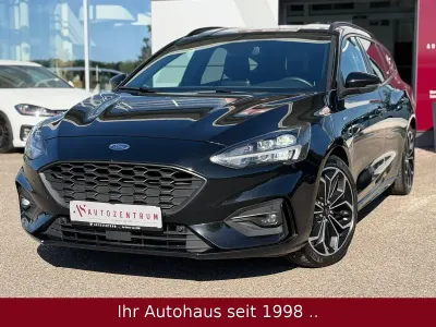 Gebraucht Ford Focus ST-Line 125 PS (91 kW) 2019 Shadow black Kombi