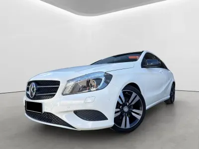 Gebraucht Mercedes A200 Night 156 PS (114 kW) 2016 Weiß Limousine