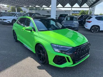 Gebraucht Audi RS3 Sportback Sport 400 PS (294 kW) 2023 Grün Kleinwagen