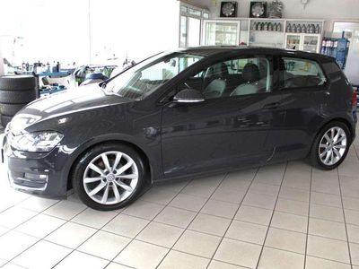 Uranograu Gebraucht 2017 VW Golf VII Highline Limousine | 14.590 € (Fairer Preis)