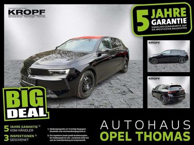 Lackierung schwarz perla nera/ Gebraucht 2023 Opel Astra Elegance Limousine | 17.450 € (Etwas zu teuer)