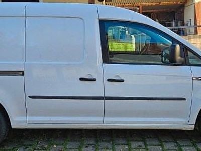 Weiß Gebraucht 2018 VW Caddy Maxi Van / Kleinbus | 9.499 € (Guter Preis)