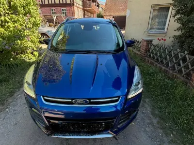 Używany Ford Kuga 180 KM (132 kW) 2016 Niebieski SUV