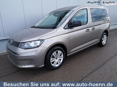 Neu VW Caddy Basis 122 PS (89 kW) 2026 Mojavebeige metallic Van / Kleinbus