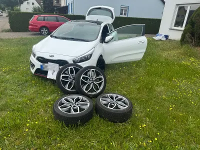 Używany Kia ProCeed GT-Track 204 KM (150 kW) 2017 Biały Hatchback