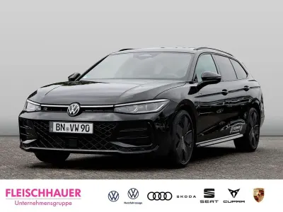 Gebraucht VW Passat R-line 150 PS (110 kW) 2026 Schwarz Kombi