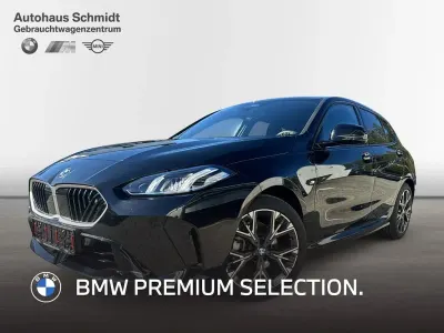 Gebraucht BMW 118 M Sport 150 PS (110 kW) 2025 Saphirschwarz Kleinwagen