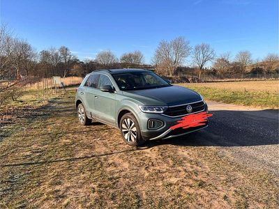 Gebraucht VW T-Roc Move 150 PS (110 kW) 2023 Grün SUV