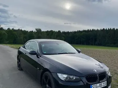 Gebraucht BMW 325 218 PS (160 kW) 2009 Schwarz Cabrio