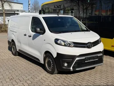 Używany Toyota Proace 122 KM (89 kW) 2019 Biały Minivan