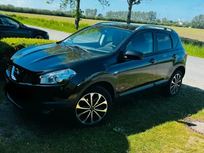 Używany Nissan Qashqai 130 KM (95 kW) 2012 Czarny SUV
