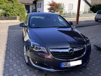 Gebraucht Opel Insignia Innovation 170 PS (125 kW) 2016 Grau Limousine