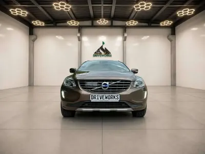 Gebraucht Volvo XC60 Summum 190 PS (139 kW) 2017 Twilight bronzemetallic SUV