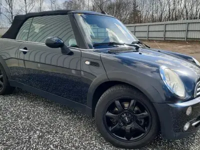 Gebraucht Mini One Cabriolet 90 PS (66 kW) 2007 Schwarz Cabrio