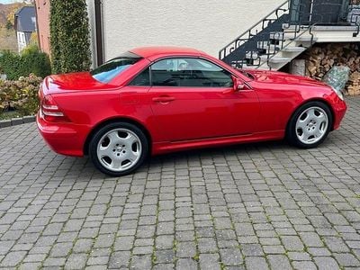 Gebraucht Mercedes SLK200 163 PS (119 kW) 2000 Rot Cabrio