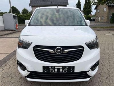 Second-hand Opel Combo Life Edition 110 CP (80 kW) 2020 Alb Monovolum