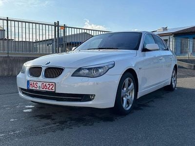 Gebraucht BMW 525 Sport Line 197 PS (144 kW) 2008 Weiß Limousine