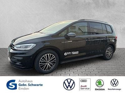 Schwarz Gebraucht 2025 VW Touran R-line Van / Kleinbus | 44.000 €
