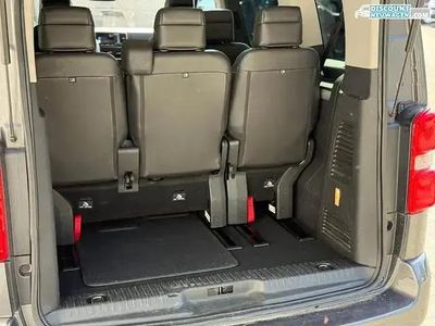 Peugeot Traveller