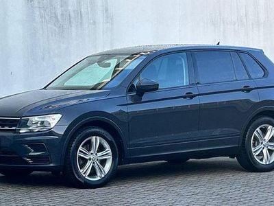 Grau Gebraucht 2018 VW Tiguan Trendline SUV | 18.825 € (Fairer Preis)