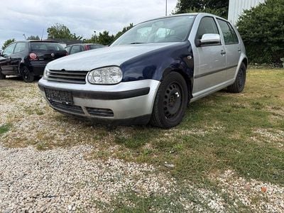 VW Golf IV