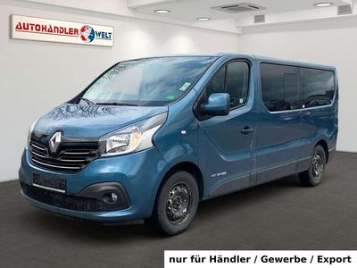 Gebraucht Renault Trafic Expression 125 PS (91 kW) 2017 Blau Van / Kleinbus