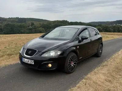 Gebraucht Seat Leon 105 PS (77 kW) 2012 Schwarz Limousine