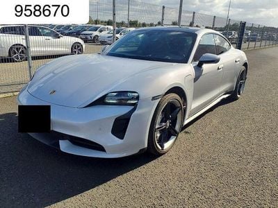 Porsche Taycan Turbo