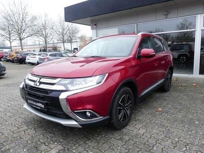 Rot Gebraucht 2018 Mitsubishi Outlander Edition SUV | 15.700 € (Fairer Preis)