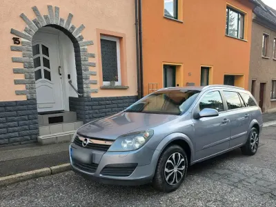 Gebraucht Opel Astra 125 PS (91 kW) 2005 Andere farben Kombi
