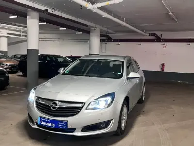 Gebraucht Opel Insignia Edition 136 PS (100 kW) 2016 Grau Kombi