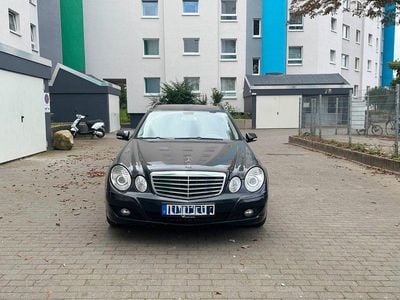 Mercedes E200