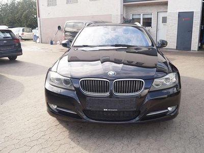 Second-hand BMW 320 Exclusive 184 CP (135 kW) 2011 Negru Break