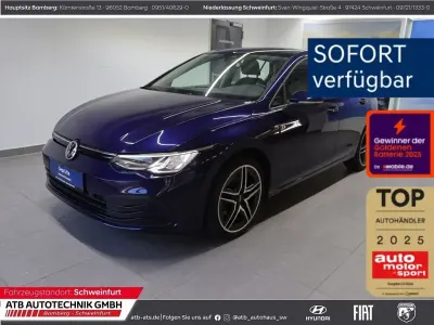 Gebraucht VW Golf VIII Life 131 PS (96 kW) 2020 Blau Limousine