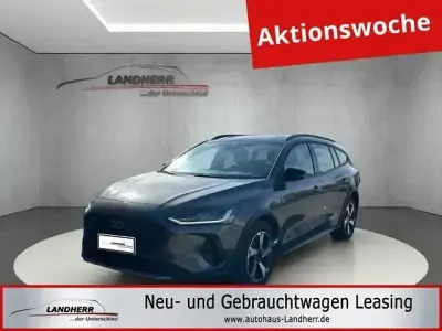 Gebraucht Ford Focus ST-Line 120 PS (88 kW) 2025 Magnetic grau (metallic) Kombi