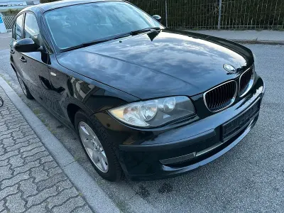 Gebraucht BMW 118 143 PS (105 kW) 2007 Schwarz Kleinwagen