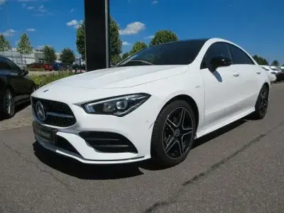Gebraucht Mercedes CLA200 AMG 150 PS (110 kW) 2022 Weiß Limousine