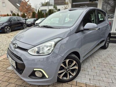 Gebraucht Hyundai i10 Style 87 PS (63 kW) 2015 Grau Kleinwagen