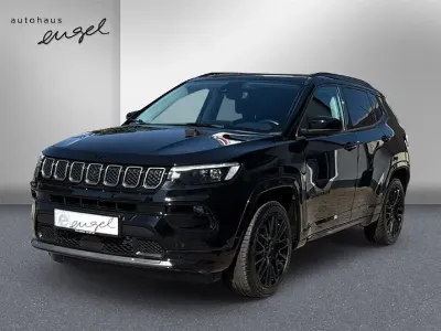 Gebraucht Jeep Compass 131 PS (96 kW) 2024 Black clear coat SUV