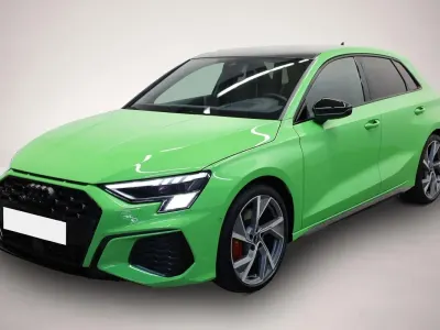 Gebraucht Audi S3 Ambiente 310 PS (228 kW) 2023 Manufacturer Limousine