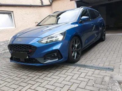 Gebraucht Ford Focus ST 190 PS (139 kW) 2020 Blau Kombi